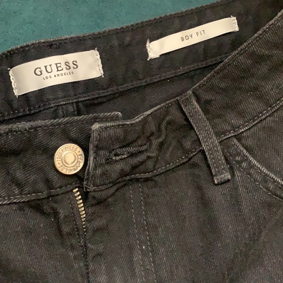 Guess jean shorts - Picture 6 of 8